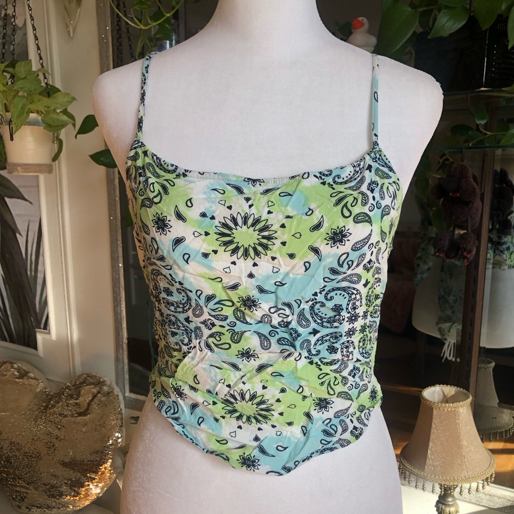 DEREK HEART PATTERNED TOP 💚